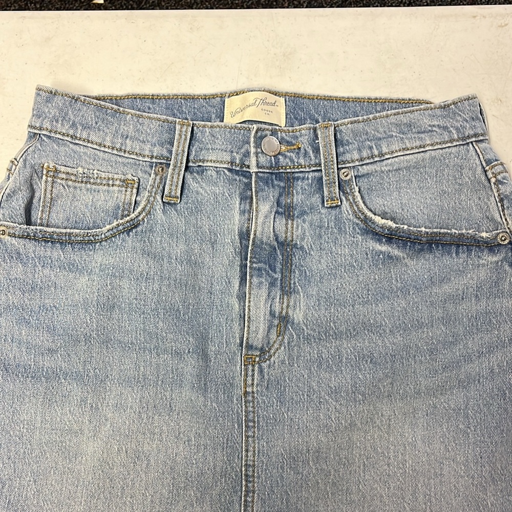 New! Women's High-Rise Denim Mini Skirt - Universal Thread -Light Wash -6 - Picture 3 of 8